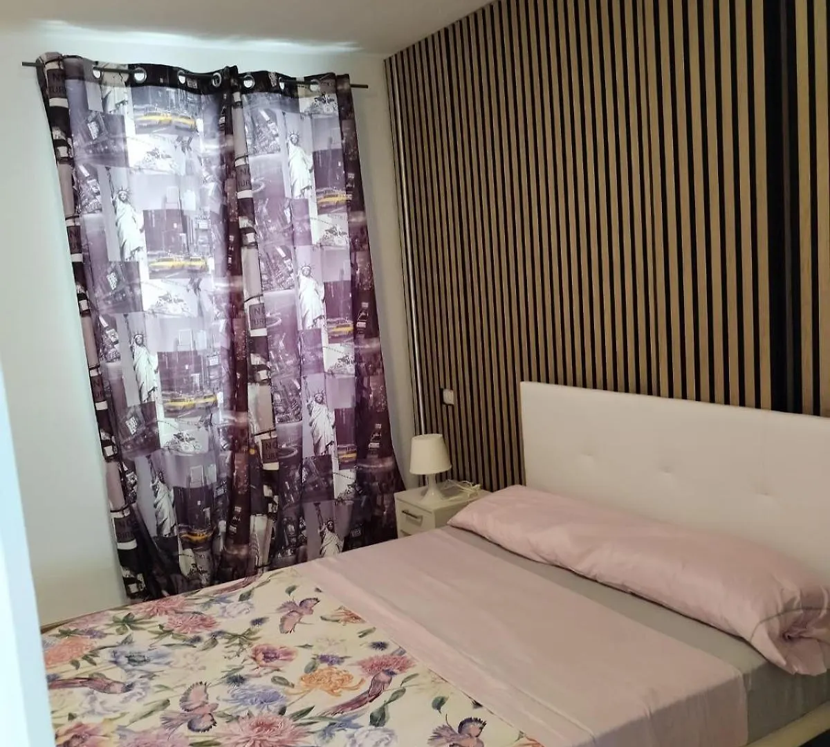 아로나 Alondra Park 아파트 0*,  스페인